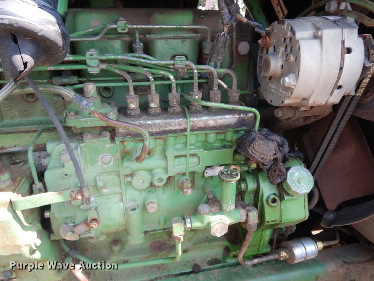 image for item HP9582 1983 John Deere 4650  MFWD tractor