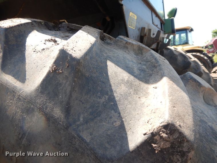 image for item HP9582 1983 John Deere 4650  MFWD tractor