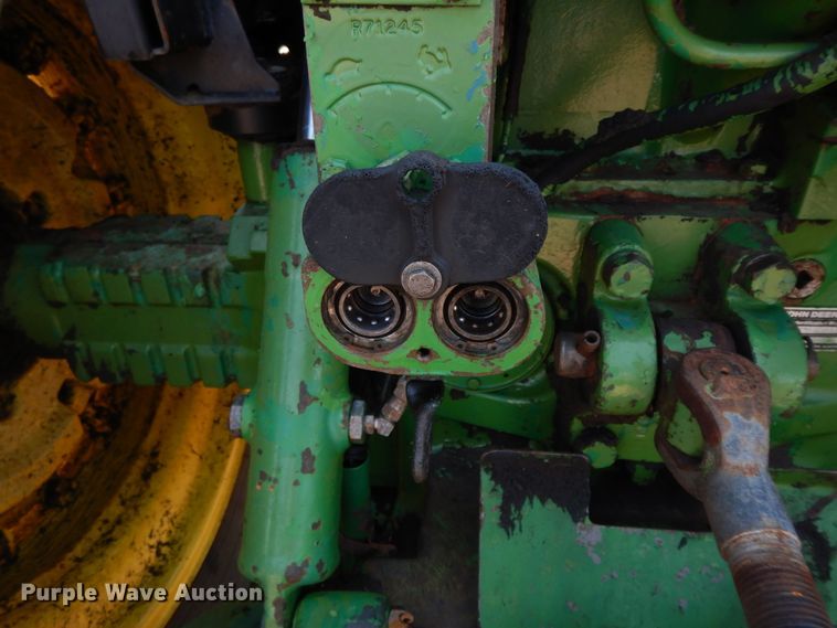 image for item HP9582 1983 John Deere 4650  MFWD tractor