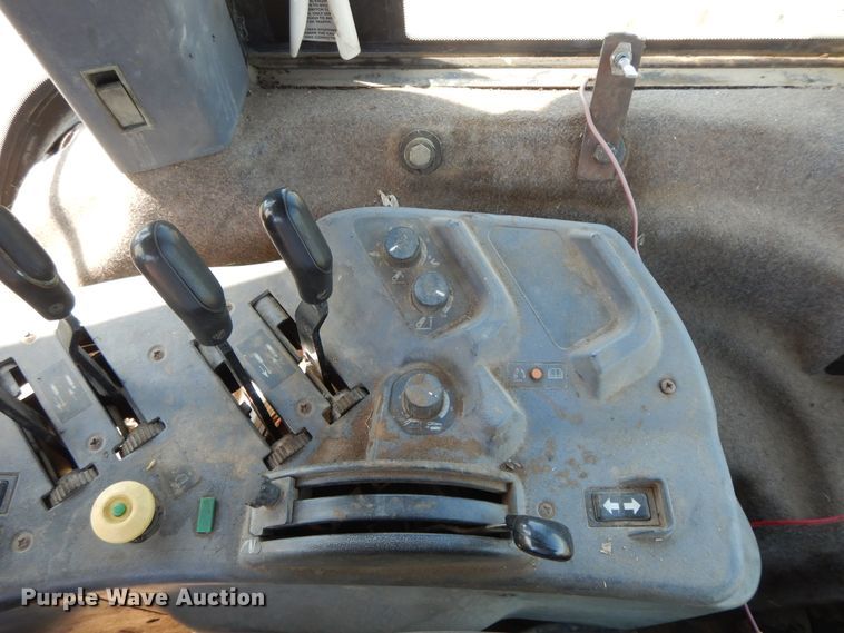 image for item HP9583 1997 Caterpillar Challenger 55  tractor