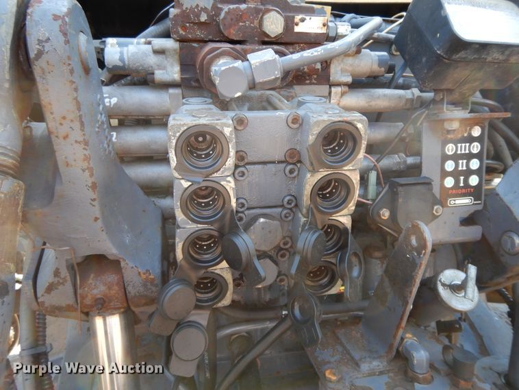 image for item HP9583 1997 Caterpillar Challenger 55  tractor