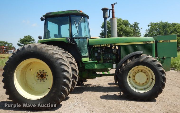 image for item HP9584 1989 John Deere 4955  MFWD tractor