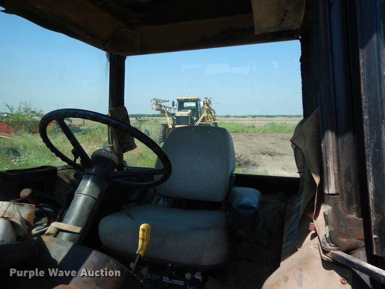 image for item HP9584 1989 John Deere 4955  MFWD tractor