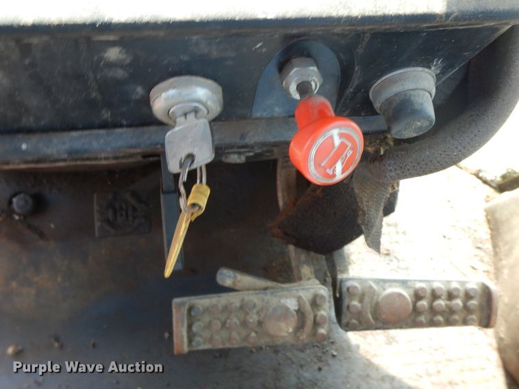 image for item HP9584 1989 John Deere 4955  MFWD tractor