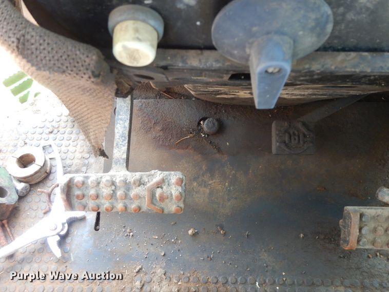 image for item HP9584 1989 John Deere 4955  MFWD tractor