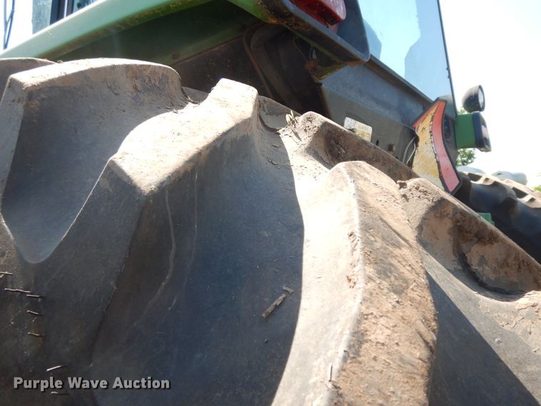 image for item HP9584 1989 John Deere 4955  MFWD tractor