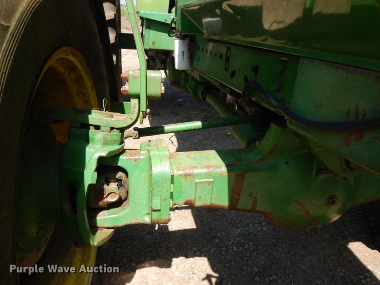 image for item HP9584 1989 John Deere 4955  MFWD tractor