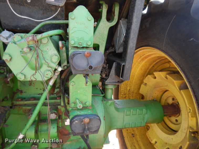 image for item HP9584 1989 John Deere 4955  MFWD tractor