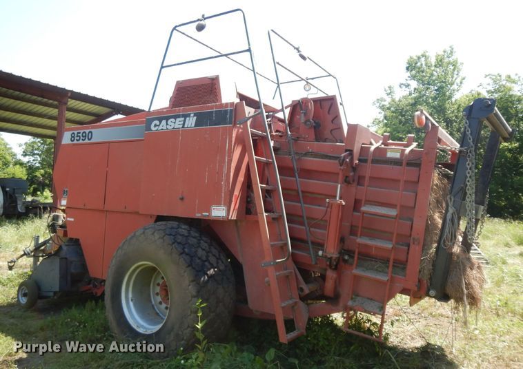 image for item HP9585 1998 Case IH 8590  large square baler