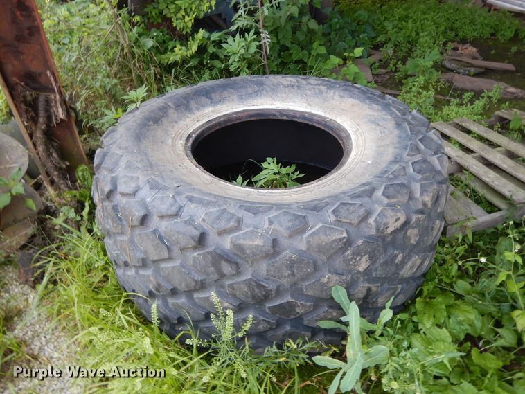 image for item HP9585 1998 Case IH 8590  large square baler