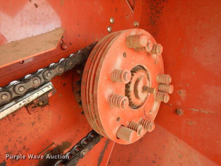 image for item HP9630 2003 Hesston 4760  large square baler