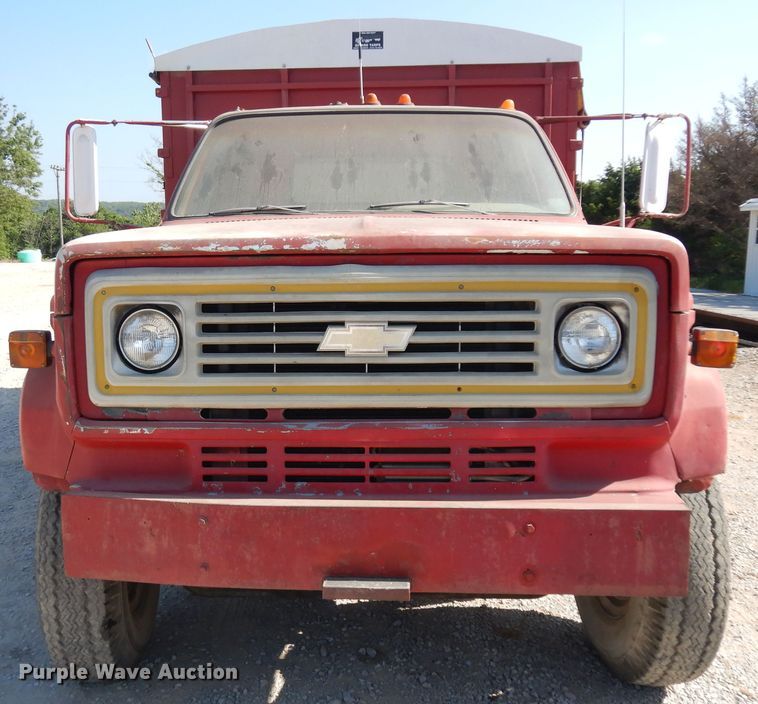 image for item ID9974 1976 Chevrolet  grain truck