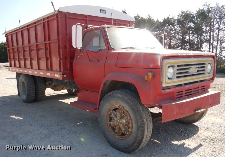 image for item ID9974 1976 Chevrolet  grain truck
