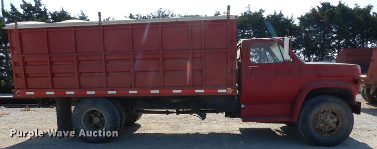 image for item ID9974 1976 Chevrolet  grain truck