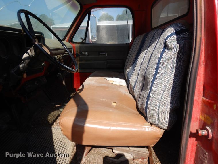 image for item ID9974 1976 Chevrolet  grain truck