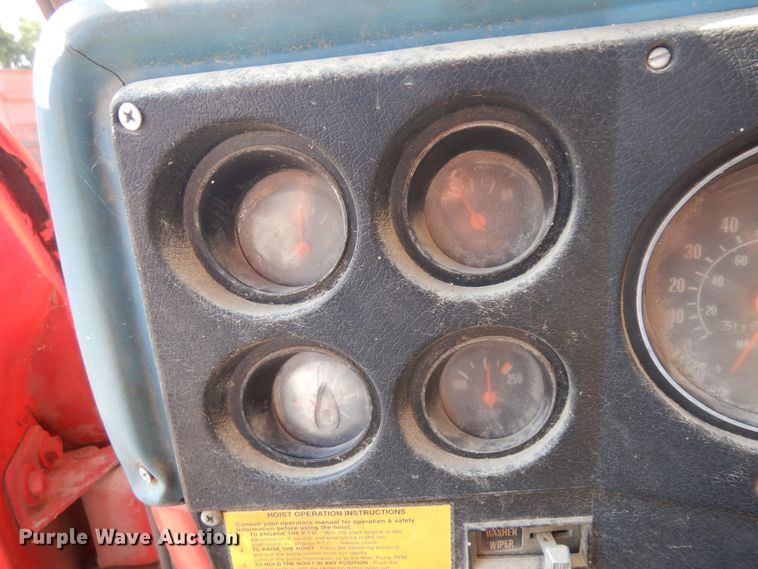 image for item ID9974 1976 Chevrolet  grain truck