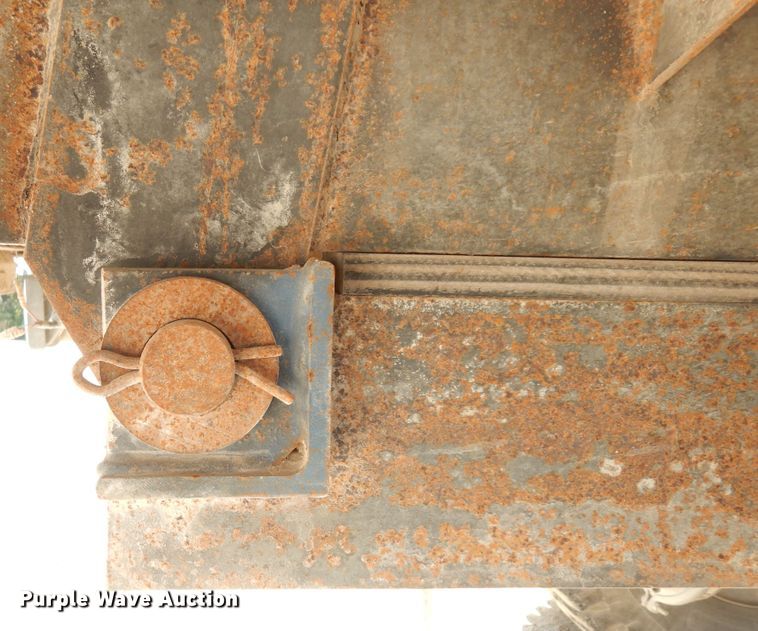 image for item ID9974 1976 Chevrolet  grain truck