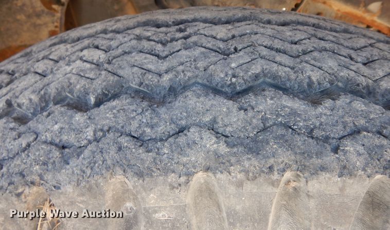 image for item ID9974 1976 Chevrolet  grain truck