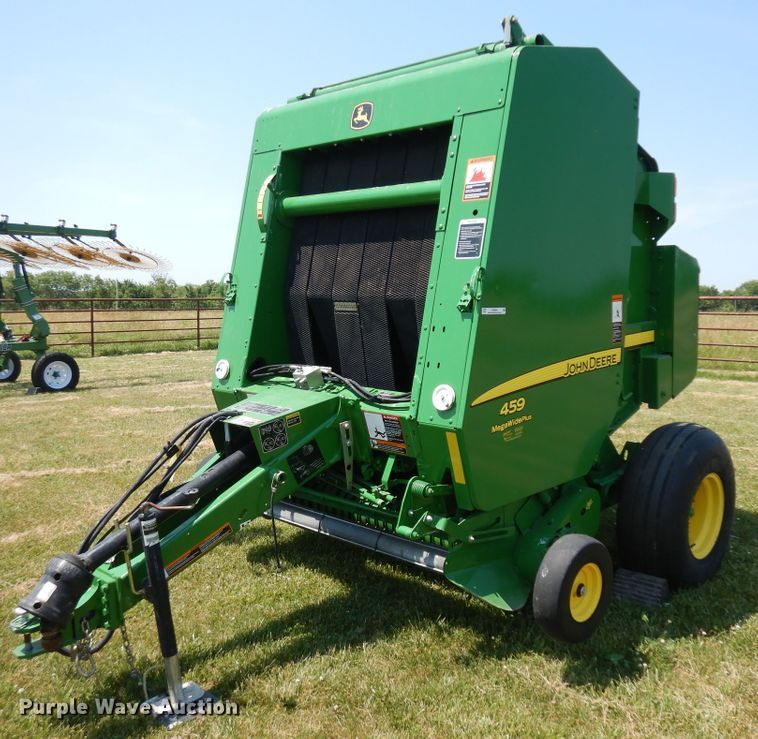 2014 John Deere 459 round baler in Mound City, KS Item ID9986 sold Purple Wave