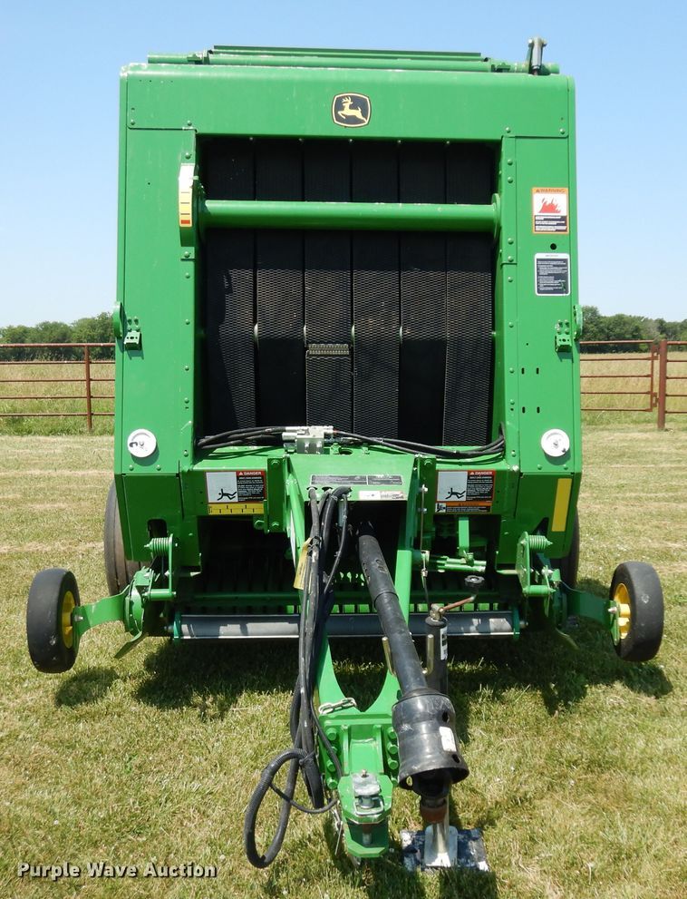 image for item ID9986 2014 John Deere 459  round baler