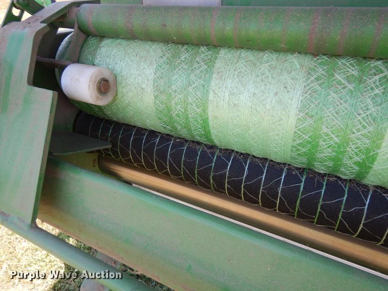image for item ID9986 2014 John Deere 459  round baler