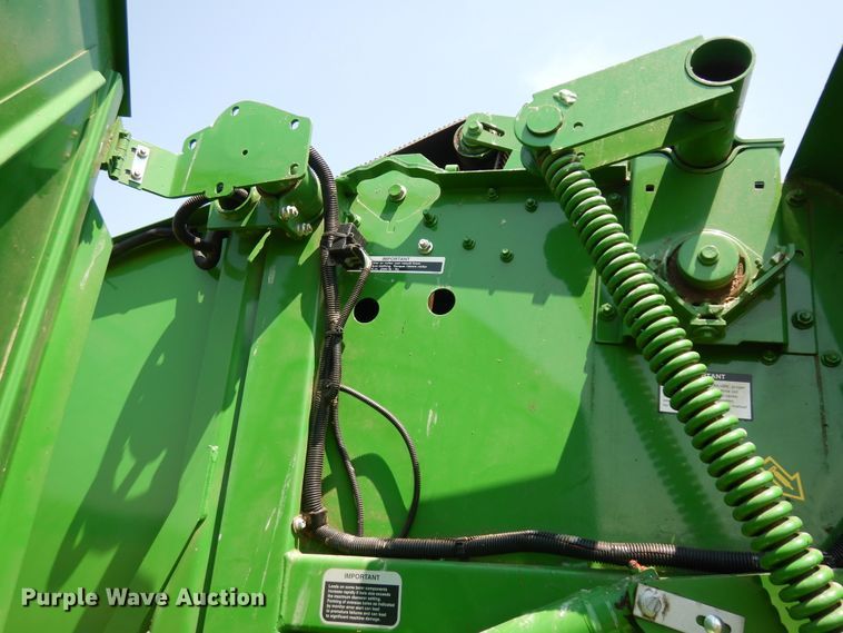 image for item ID9986 2014 John Deere 459  round baler