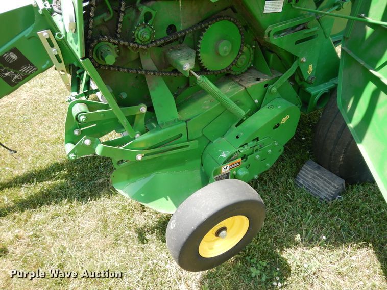 image for item ID9986 2014 John Deere 459  round baler