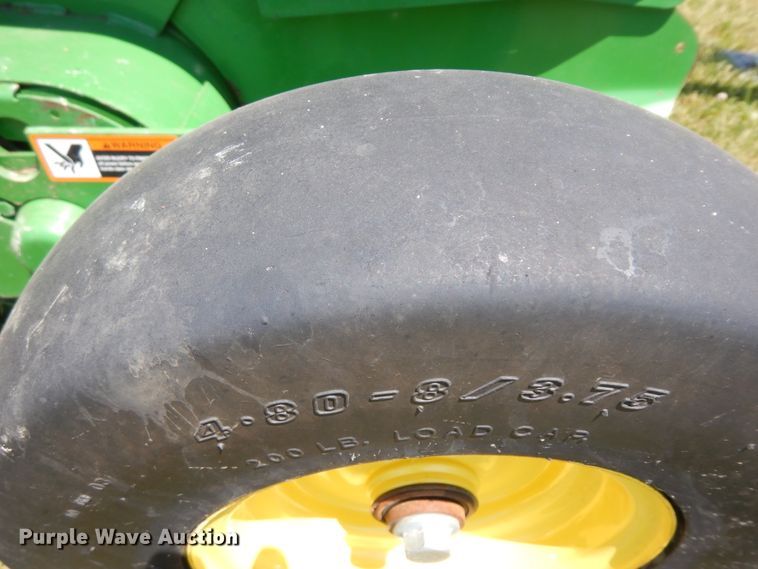image for item ID9986 2014 John Deere 459  round baler