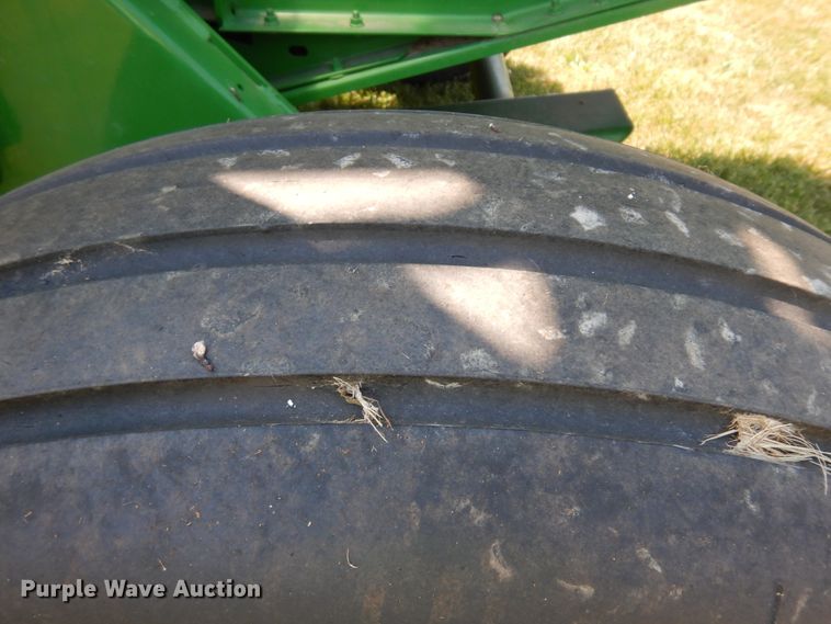 image for item ID9986 2014 John Deere 459  round baler