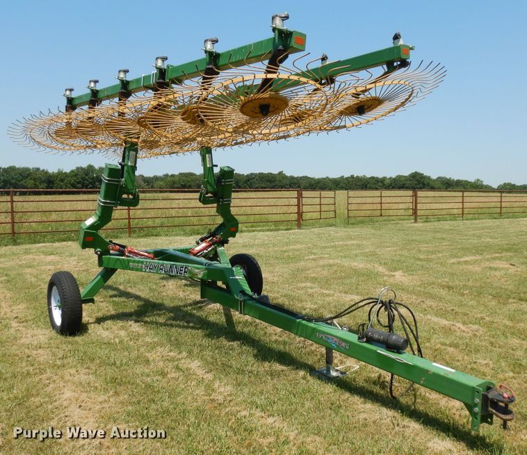 image for item ID9987 Ogden Hybrid HayRunner hay rake