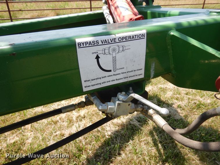 image for item ID9987 Ogden Hybrid HayRunner hay rake