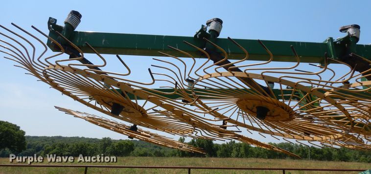 image for item ID9987 Ogden Hybrid HayRunner hay rake
