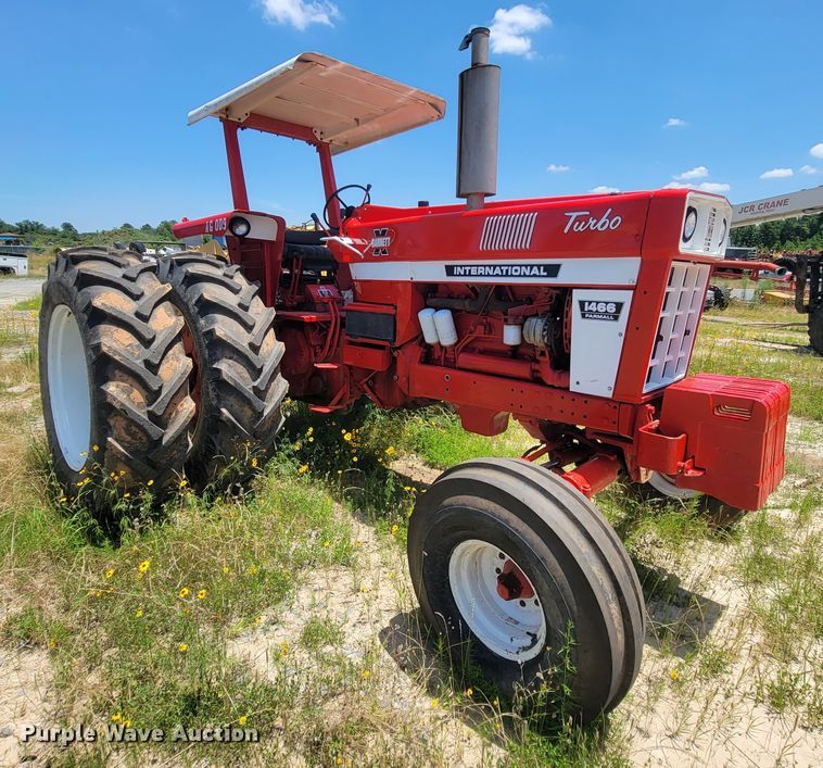 image for item IF9859 1972 International 1466  tractor