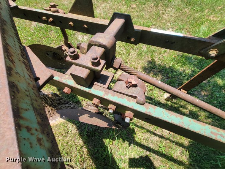 image for item IF9877 Oliver 565  four bottom plow
