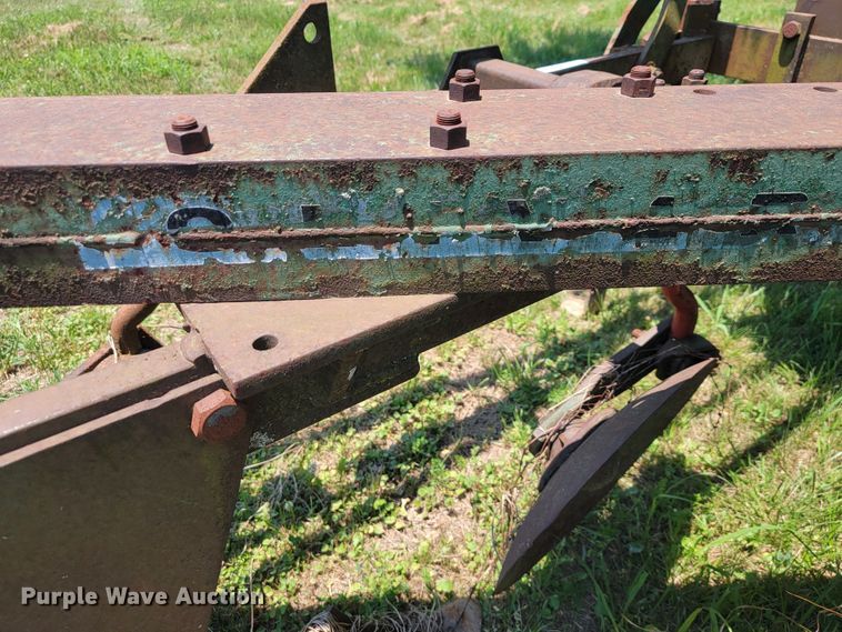 image for item IF9877 Oliver 565  four bottom plow