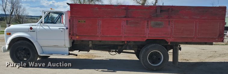 image for item IH9273 1972 Chevrolet C50  grain truck