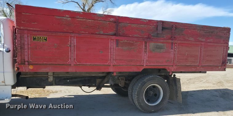 image for item IH9273 1972 Chevrolet C50  grain truck