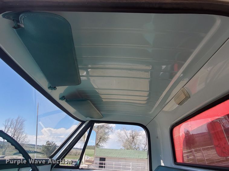 image for item IH9273 1972 Chevrolet C50  grain truck