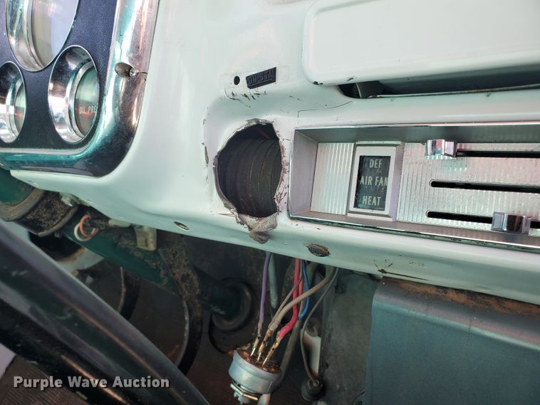 image for item IH9273 1972 Chevrolet C50  grain truck