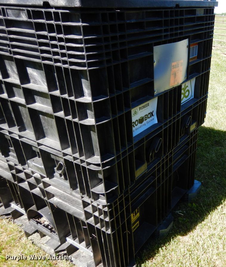 image for item II9525 (11) Buckhorn seed boxes