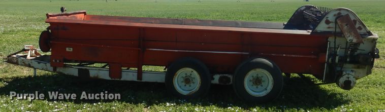 image for item IJ9429 Cobey 3400A  manure spreader