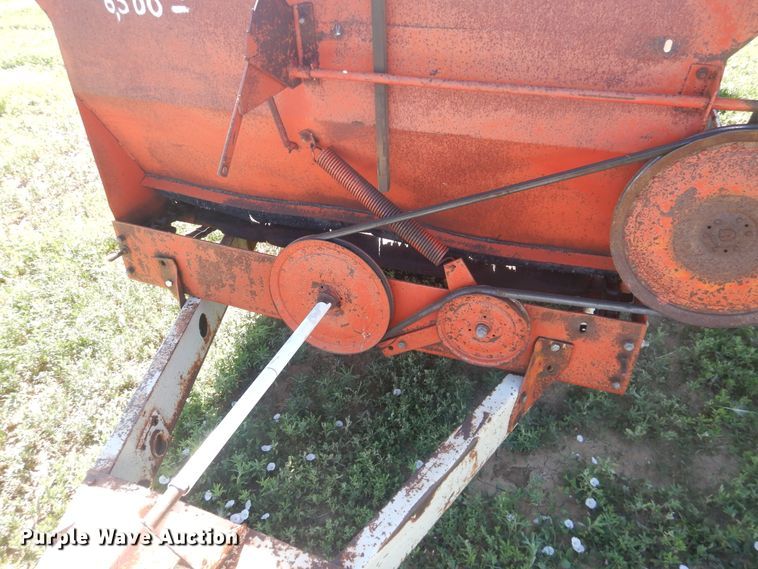 image for item IJ9429 Cobey 3400A  manure spreader