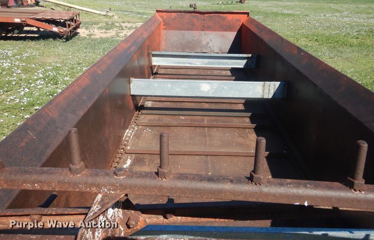 image for item IJ9429 Cobey 3400A  manure spreader