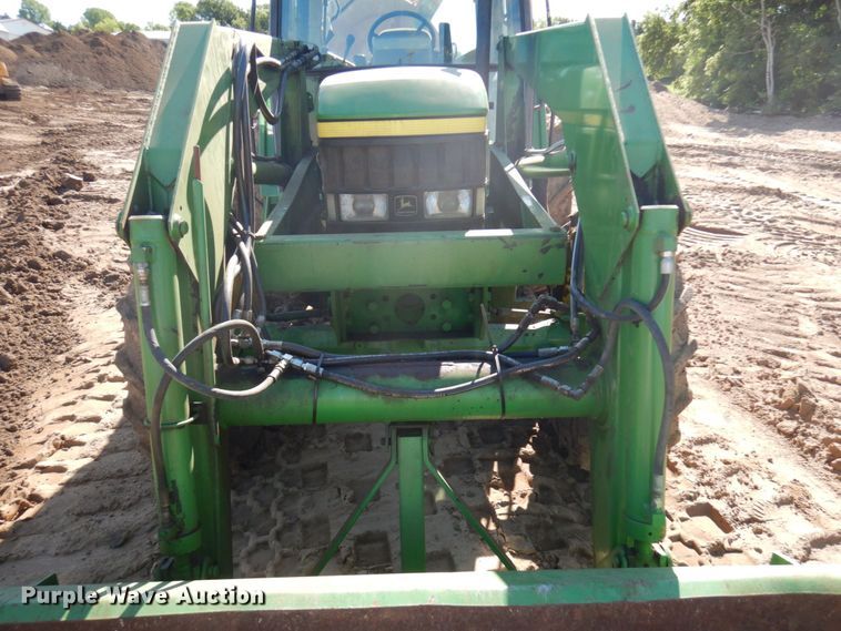 image for item IL9824 1998 John Deere 6410  MFWD tractor