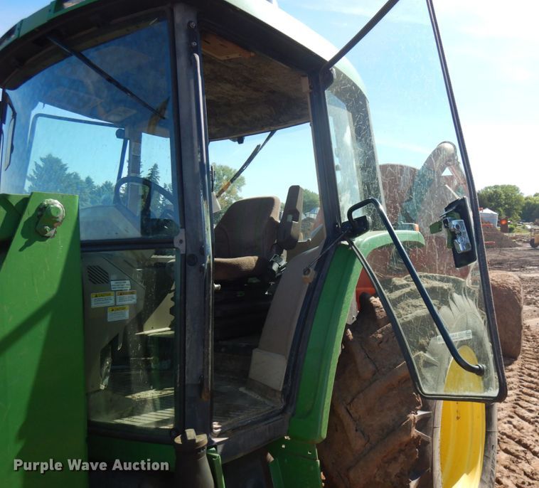 image for item IL9824 1998 John Deere 6410  MFWD tractor