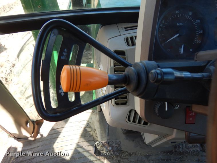 image for item IL9824 1998 John Deere 6410  MFWD tractor