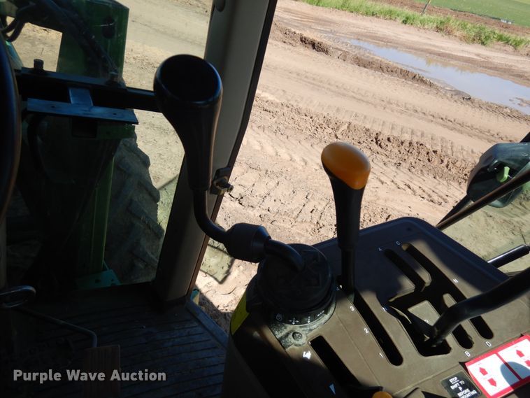 image for item IL9824 1998 John Deere 6410  MFWD tractor