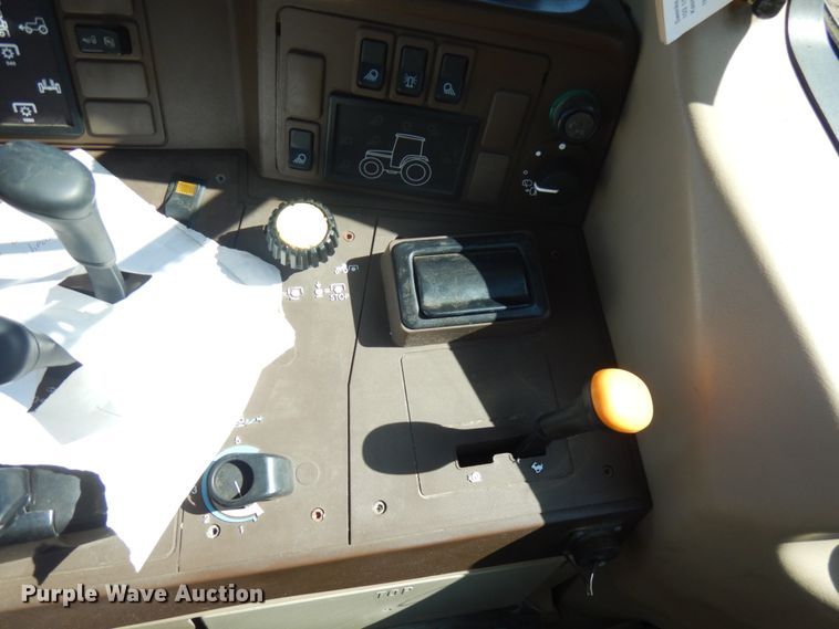 image for item IL9824 1998 John Deere 6410  MFWD tractor