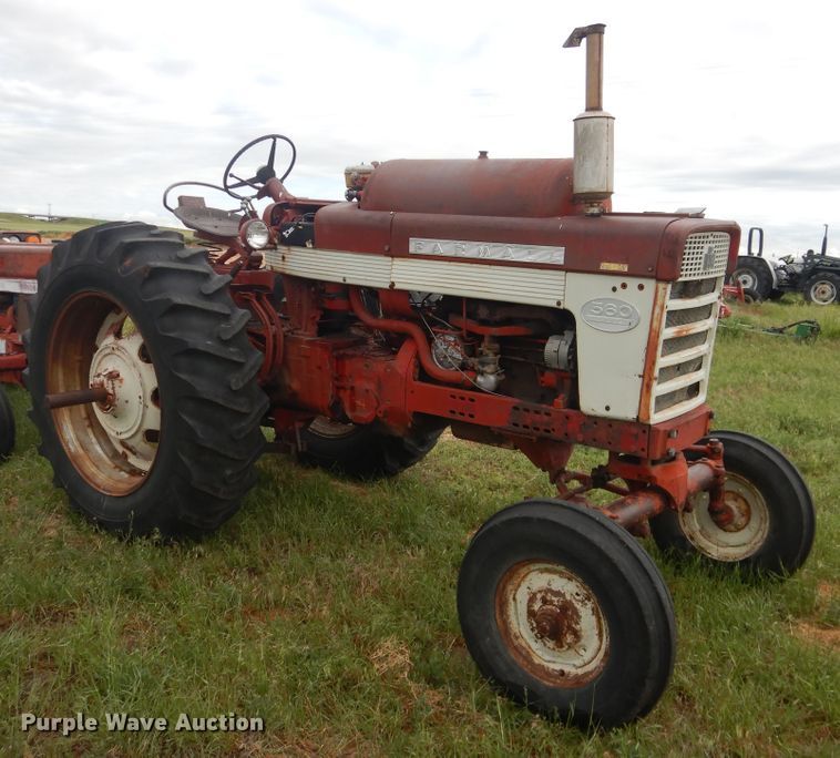 image for item IP9496 Farmall 560  tractor