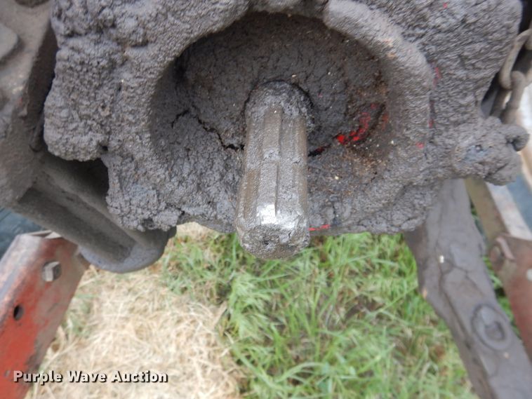 image for item IP9496 Farmall 560  tractor